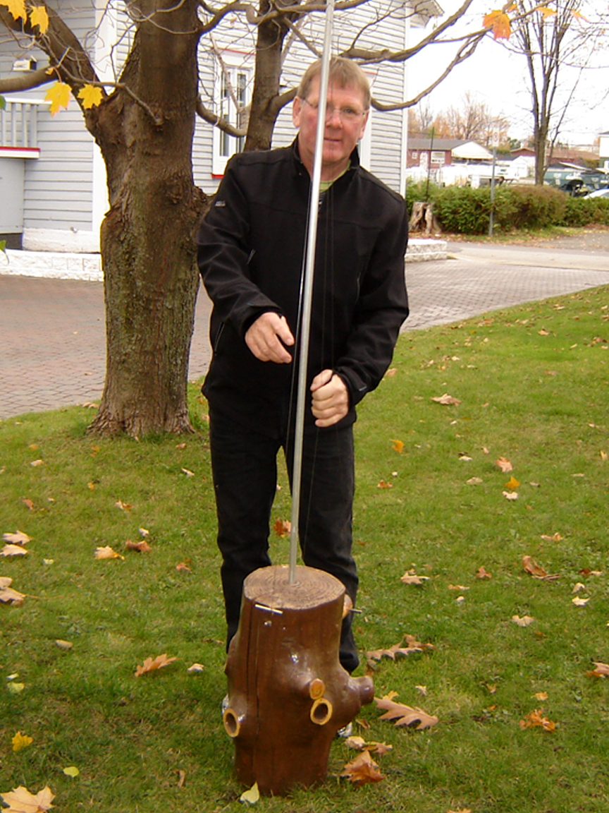 L'harpe est dans le tronc DSC00452 144